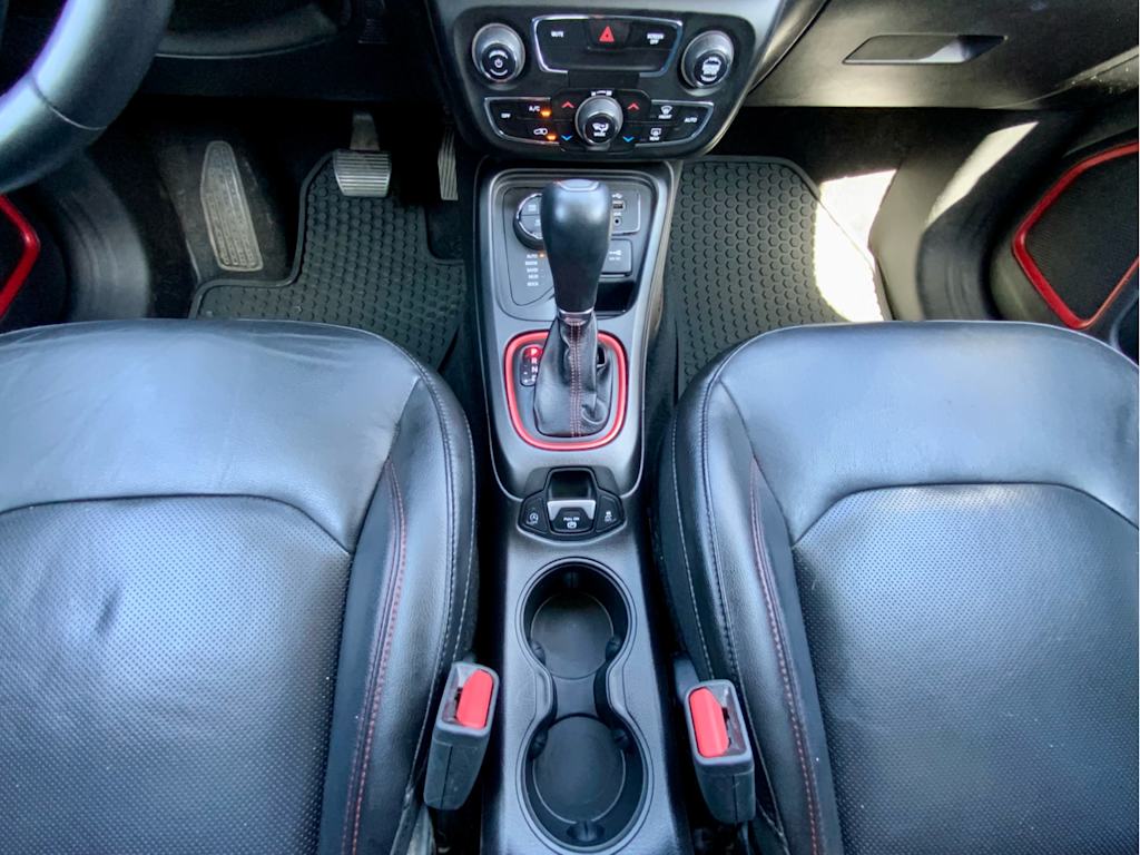 Thumbnail: 2018 Jeep Compass - 16