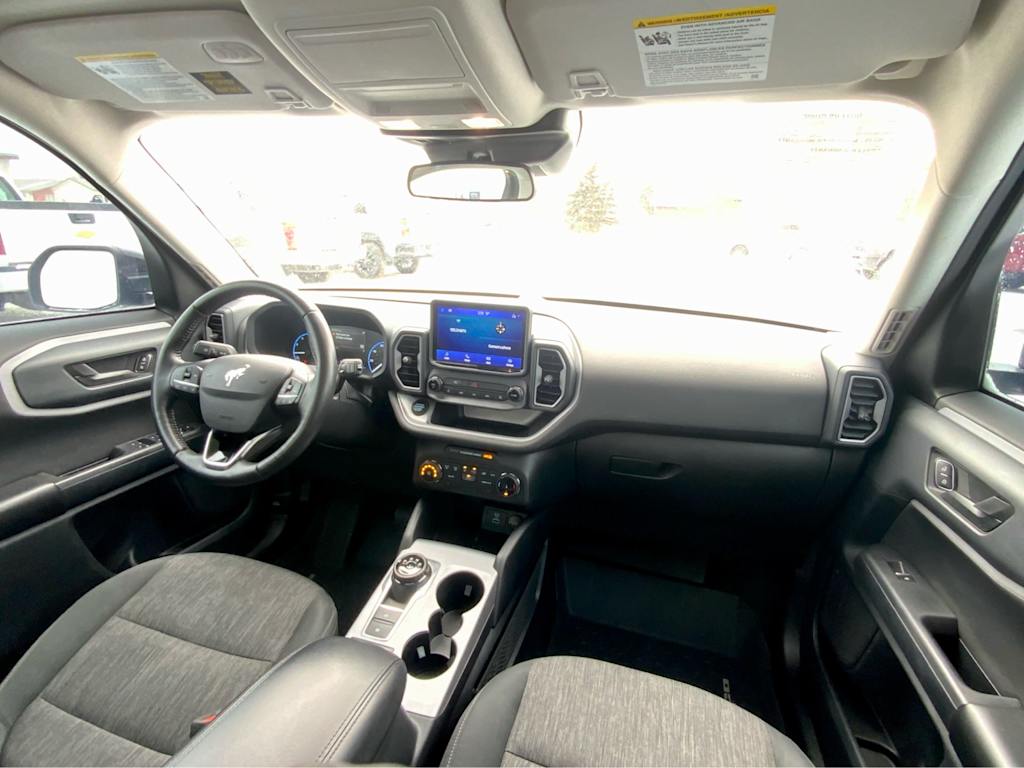 Thumbnail: 2022 Ford Bronco Sport - 12