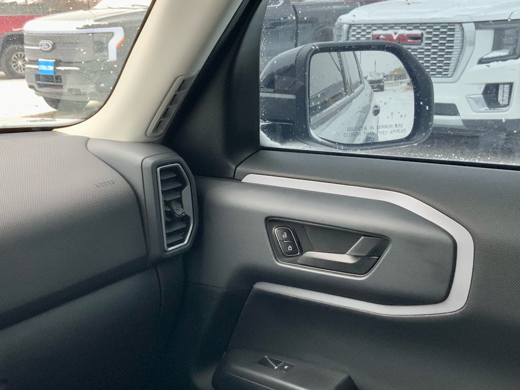 Thumbnail: 2022 Ford Bronco Sport - 33