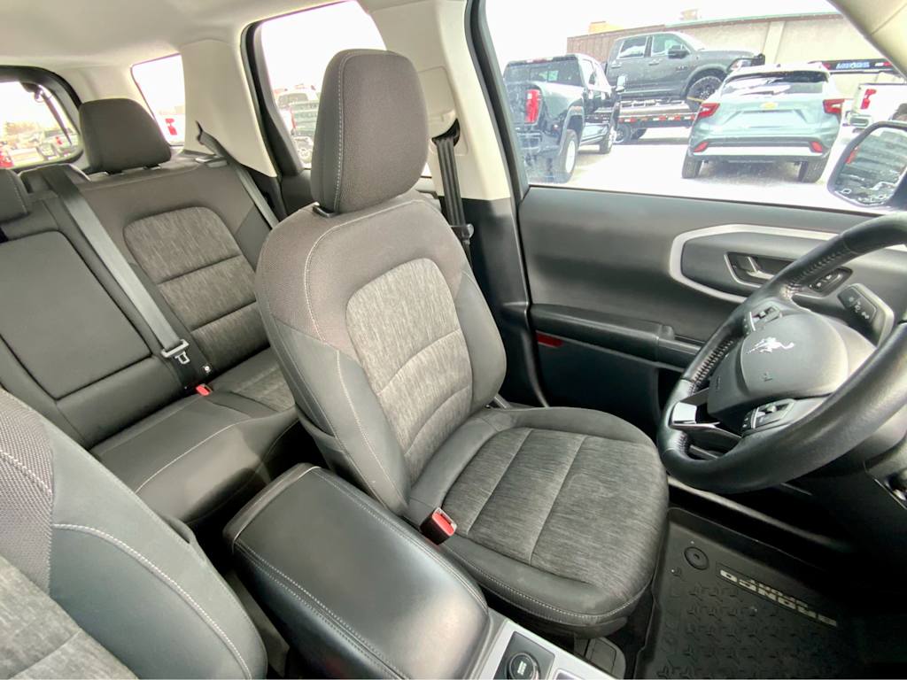 Thumbnail: 2022 Ford Bronco Sport - 30