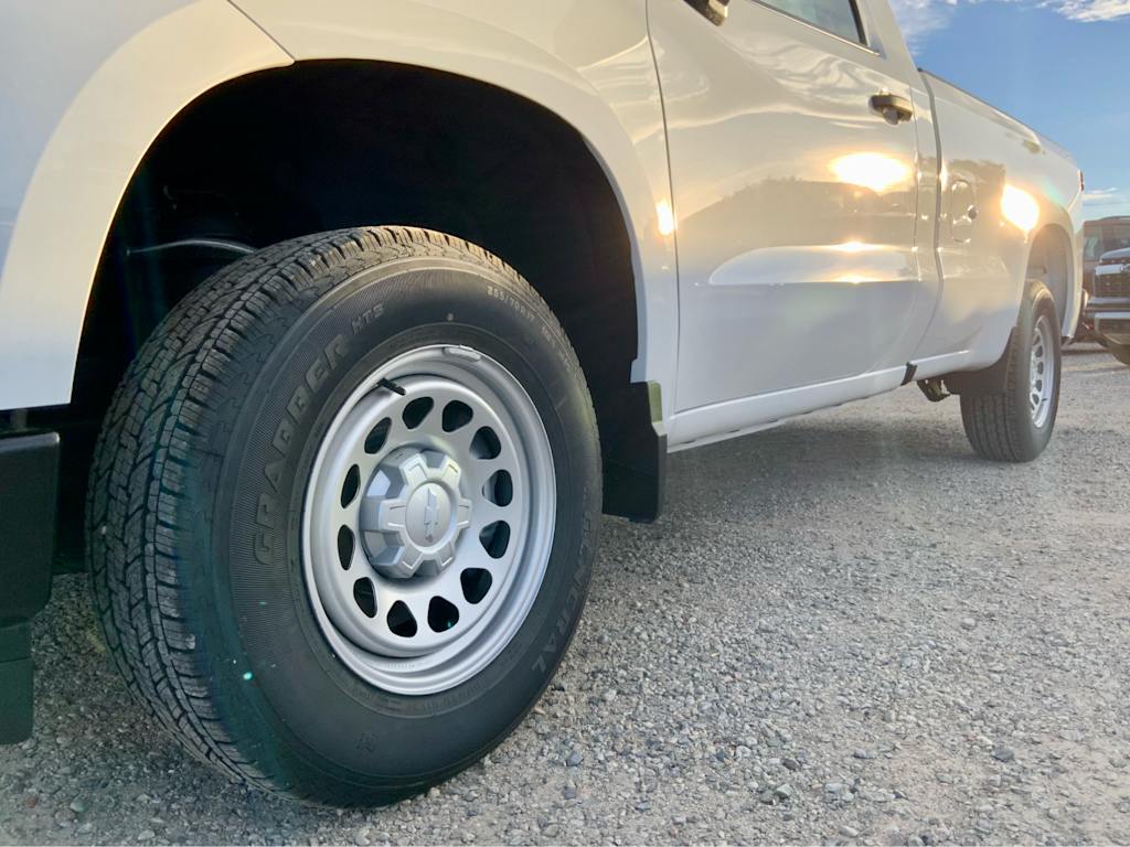 Thumbnail: 2026 Chevrolet Silverado 1500 - 8