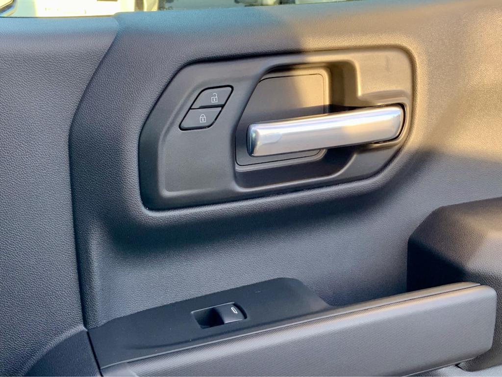 Thumbnail: 2026 Chevrolet Silverado 1500 - 43