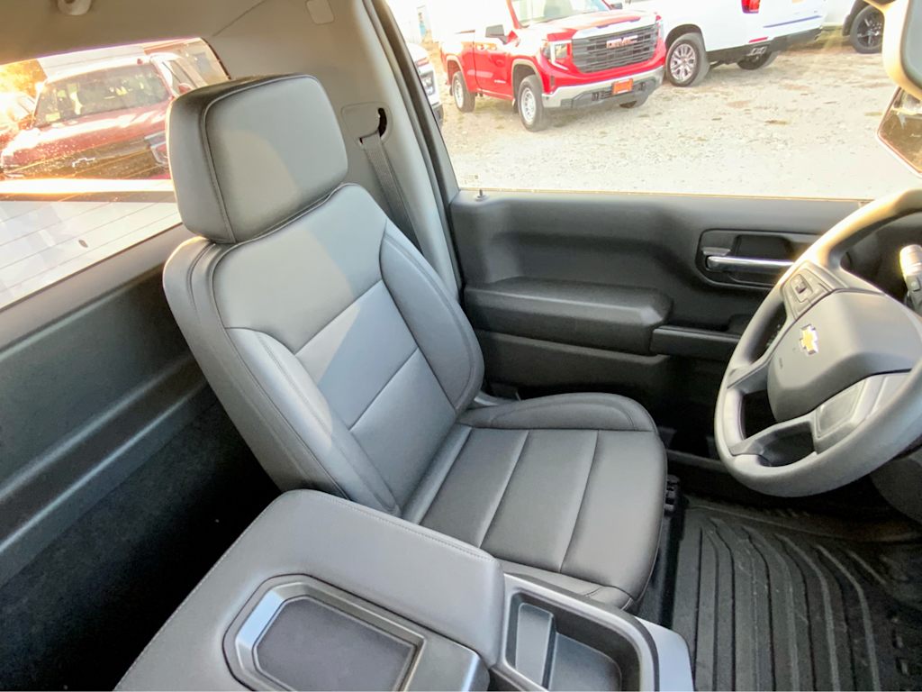 Thumbnail: 2026 Chevrolet Silverado 1500 - 34