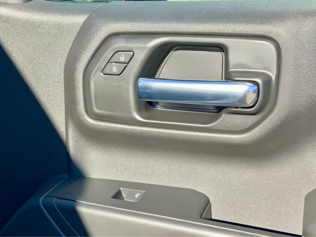 Thumbnail: 2026 Chevrolet Silverado 1500 - 41