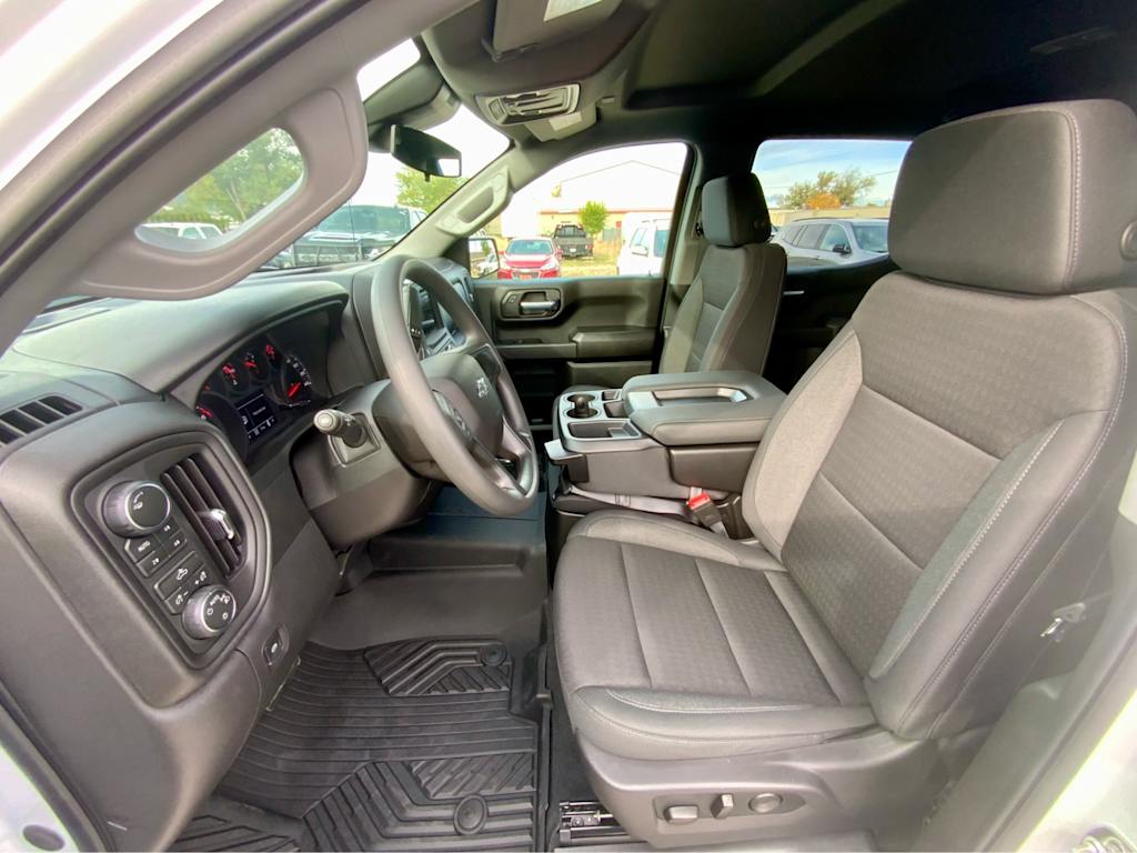 Thumbnail: 2026 Chevrolet Silverado 1500 - 2