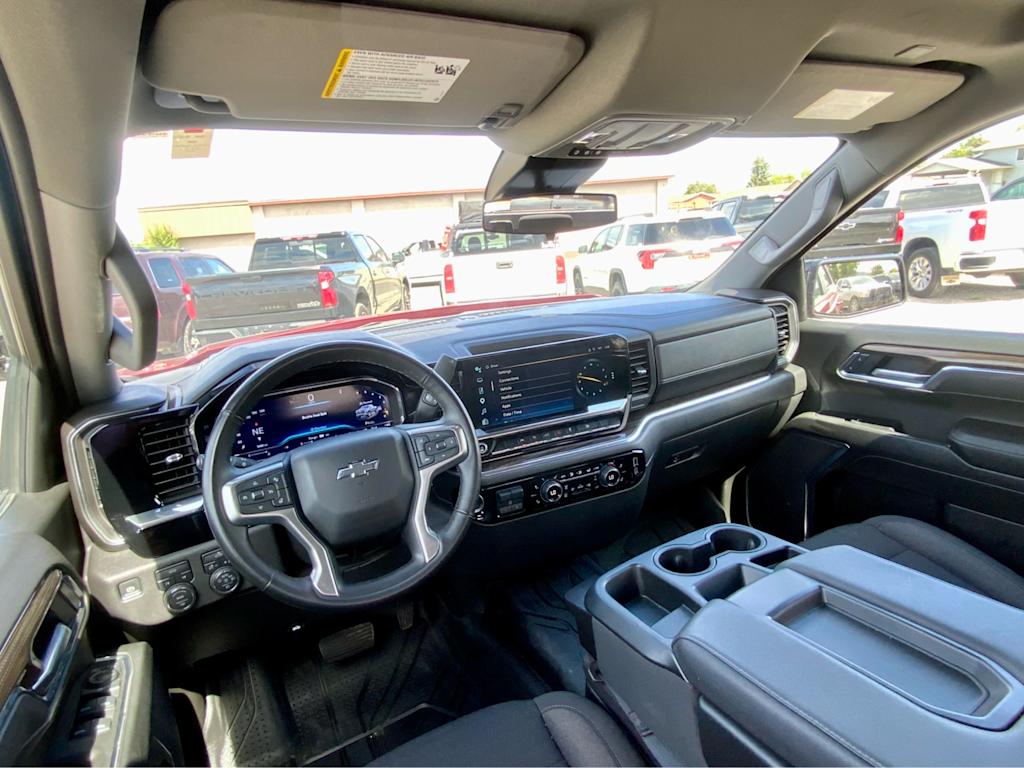 Thumbnail: 2025 Chevrolet Silverado 1500 - 2