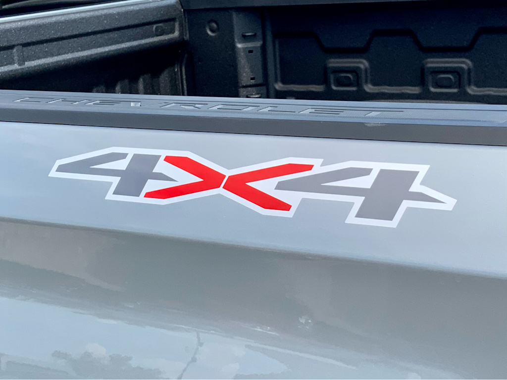 Thumbnail: 2026 Chevrolet Silverado 1500 - 32