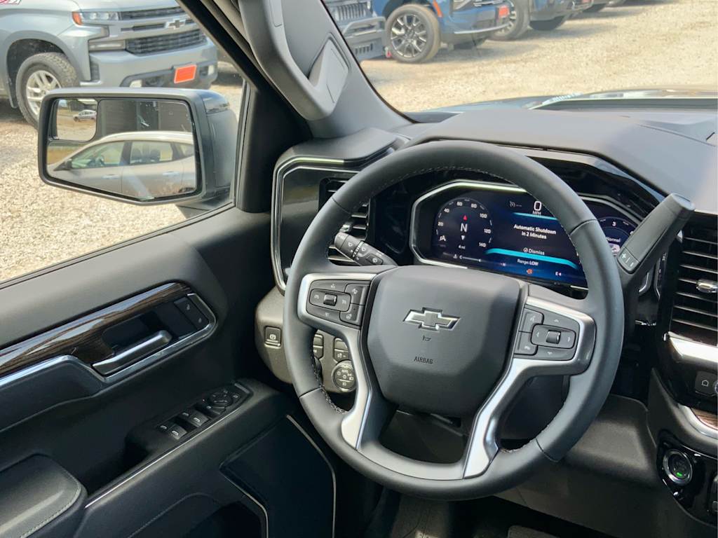 Thumbnail: 2026 Chevrolet Silverado 1500 - 9