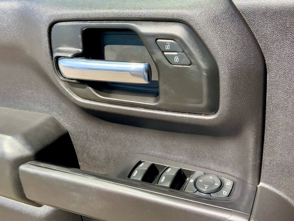 Thumbnail: 2020 Chevrolet Silverado 1500 - 40