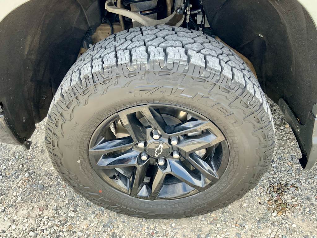 2024 Chevrolet Silverado 1500 Custom 30