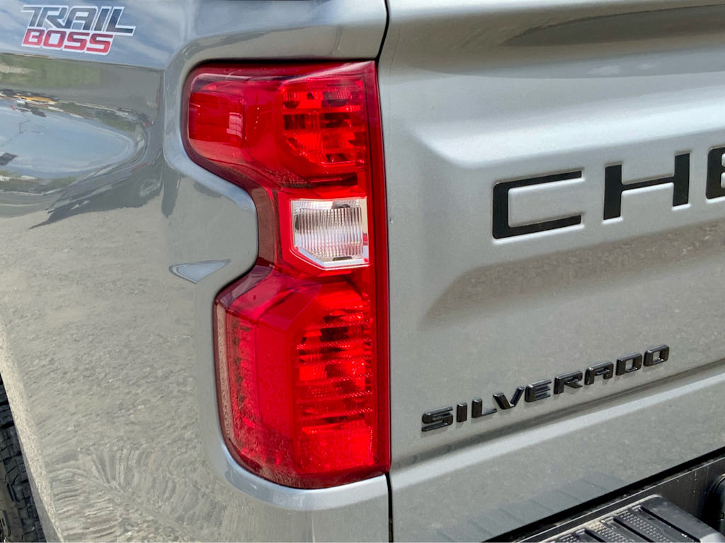 2024 Chevrolet Silverado 1500 Custom 28