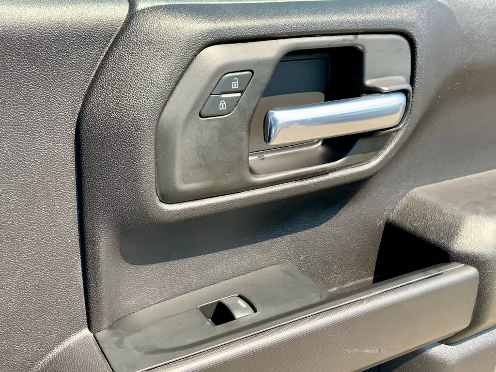 Thumbnail: 2023 Chevrolet Silverado 1500 - 39