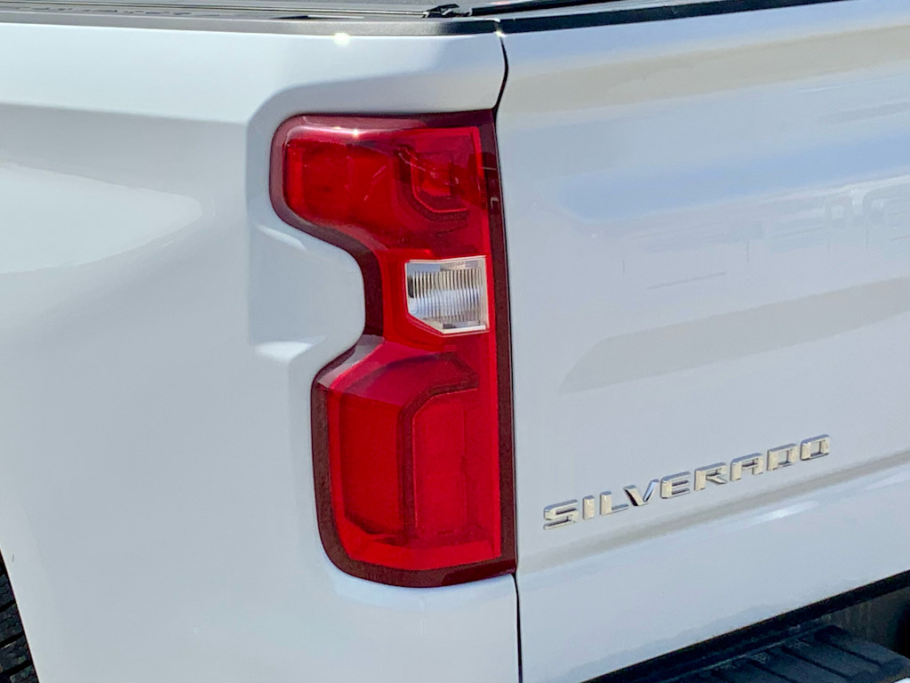 Thumbnail: 2022 Chevrolet Silverado 1500 - 26