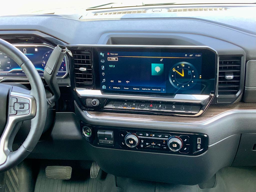 Thumbnail: 2022 Chevrolet Silverado 1500 - 15