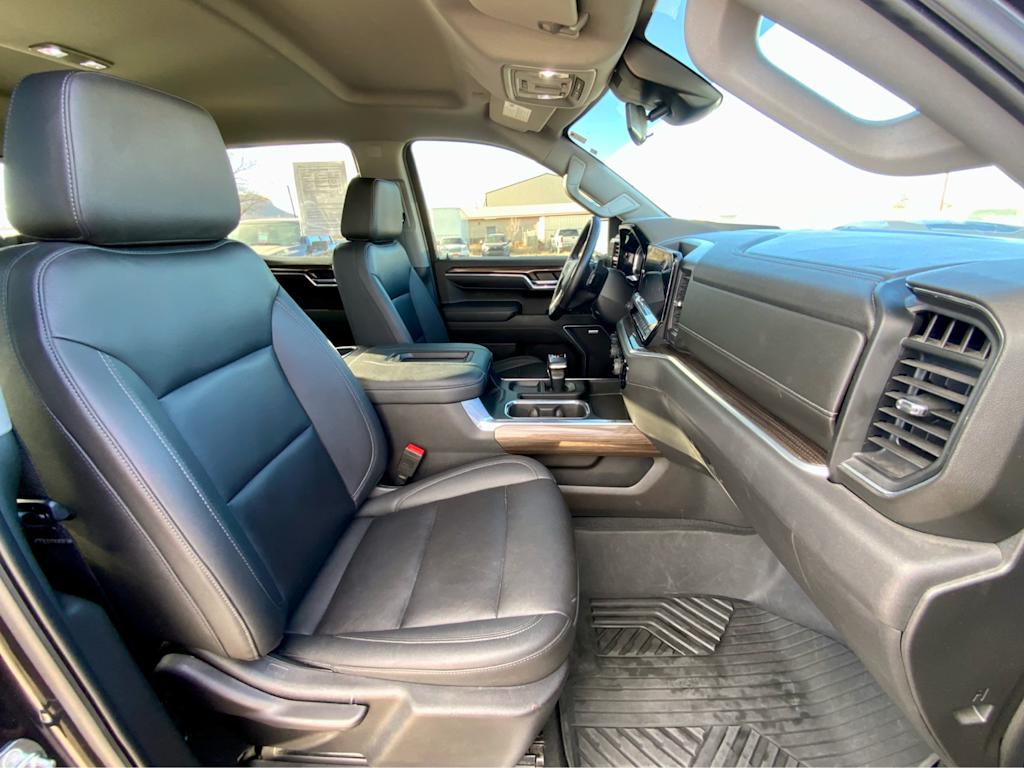 Thumbnail: 2022 Chevrolet Silverado 1500 - 11