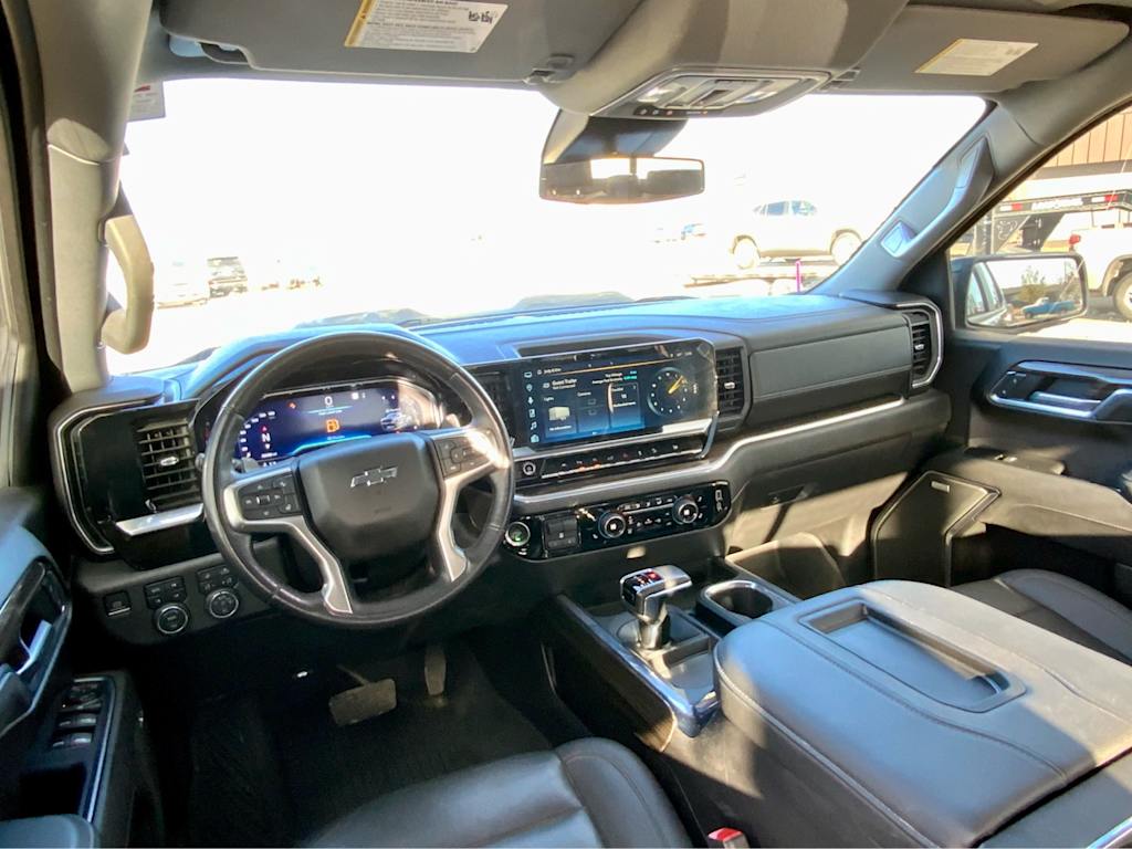 Thumbnail: 2022 Chevrolet Silverado 1500 - 13