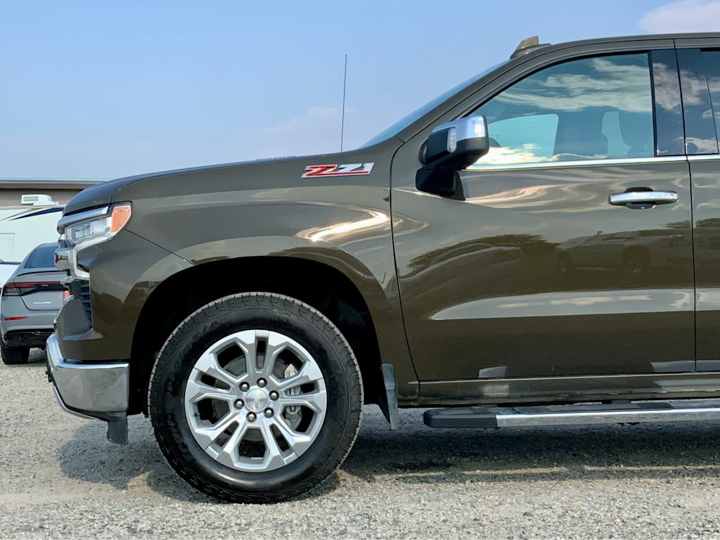 Thumbnail: 2023 Chevrolet Silverado 1500 - 8
