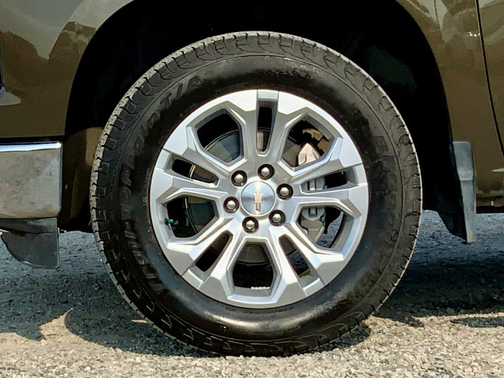 Thumbnail: 2023 Chevrolet Silverado 1500 - 23