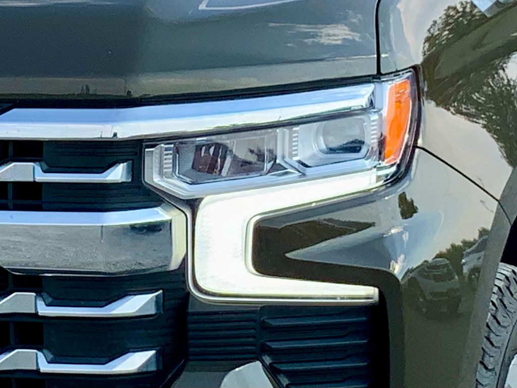 Thumbnail: 2023 Chevrolet Silverado 1500 - 27