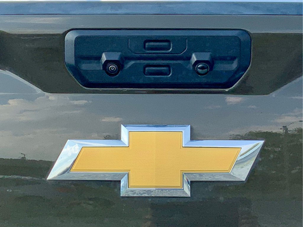 Thumbnail: 2023 Chevrolet Silverado 1500 - 18