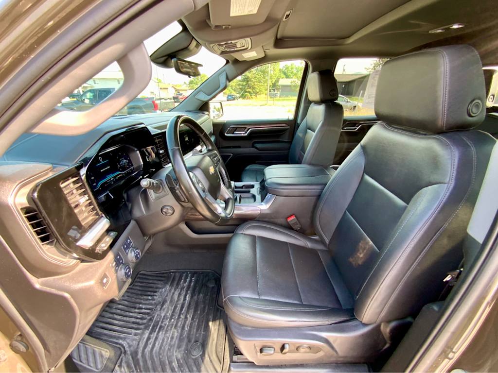 Thumbnail: 2023 Chevrolet Silverado 1500 - 10