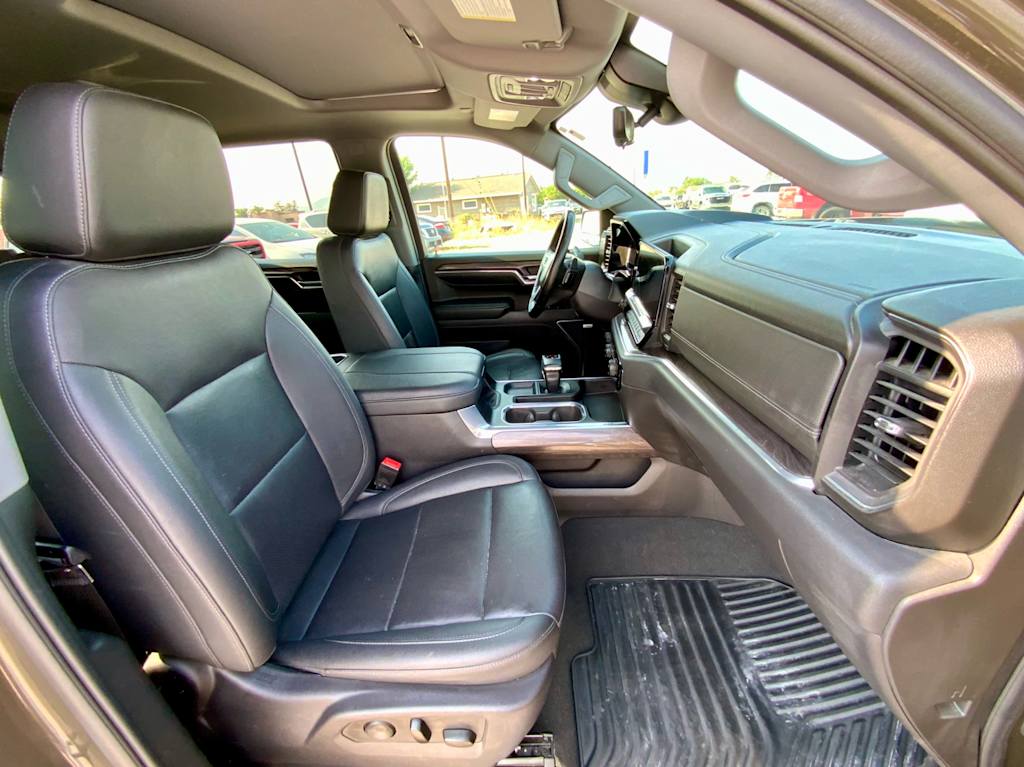 Thumbnail: 2023 Chevrolet Silverado 1500 - 11