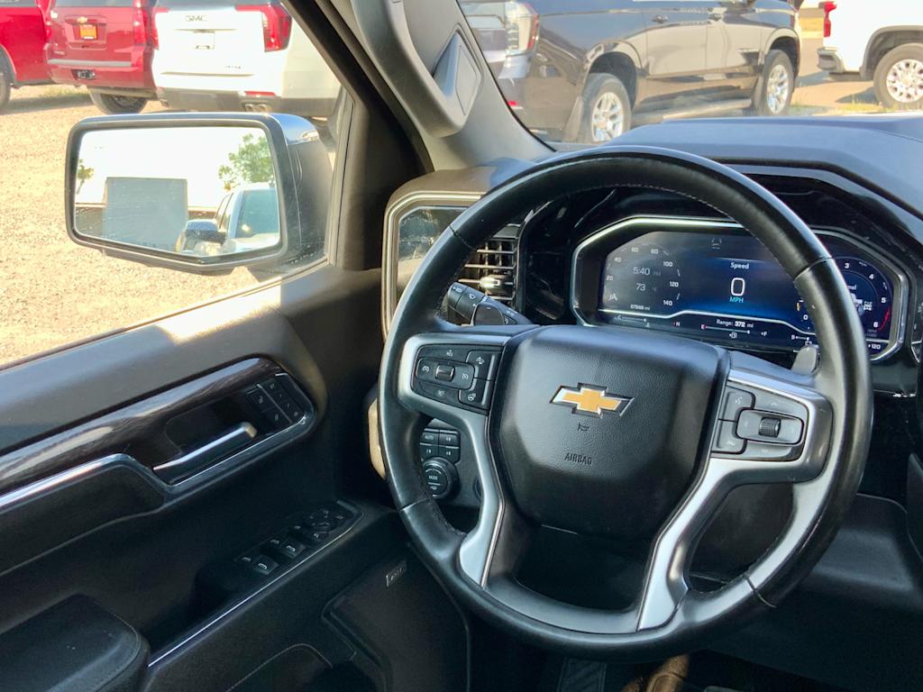 Thumbnail: 2023 Chevrolet Silverado 1500 - 13