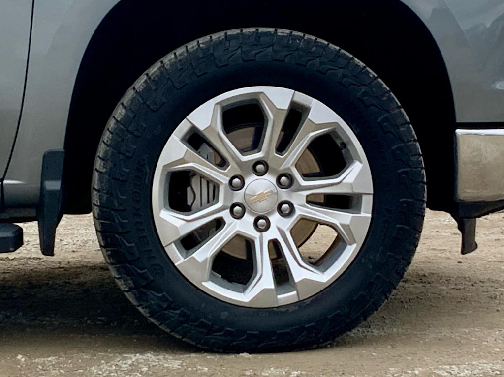 Thumbnail: 2023 Chevrolet Silverado 1500 - 29