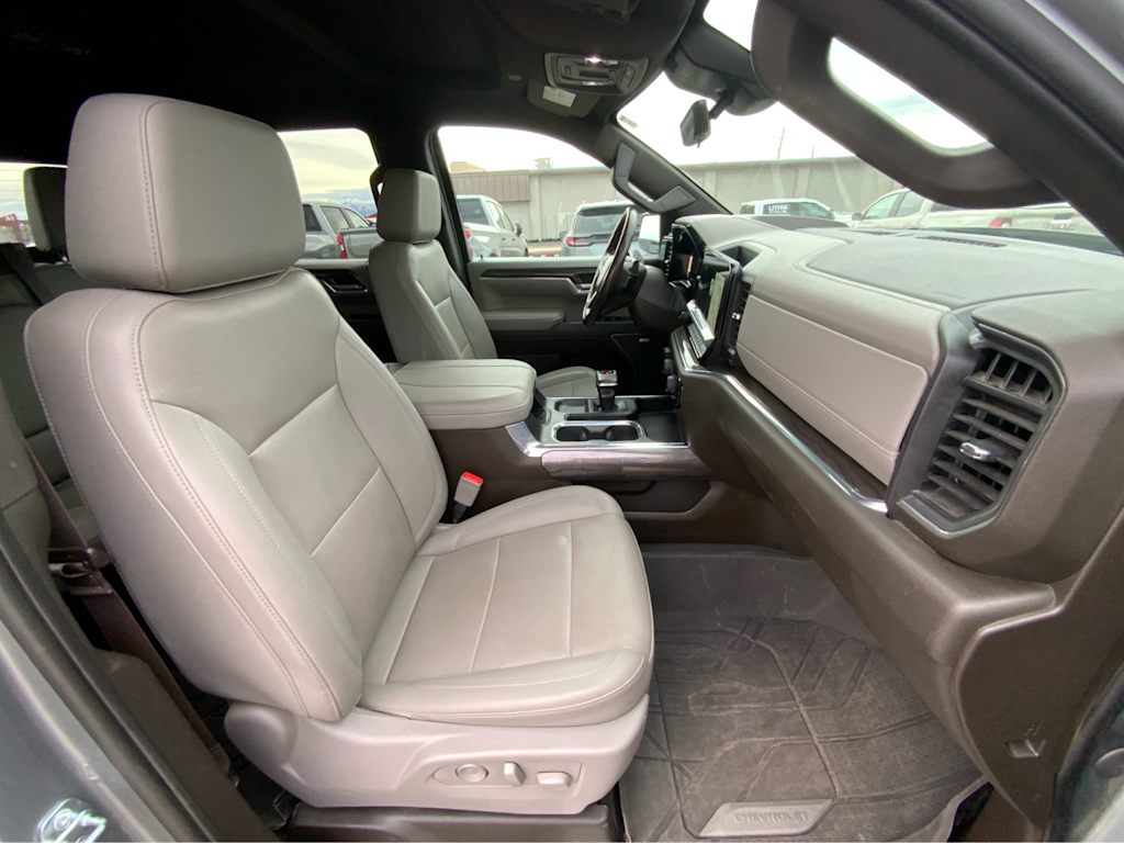 Thumbnail: 2023 Chevrolet Silverado 1500 - 11