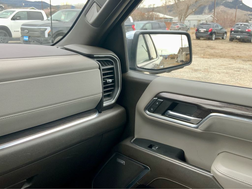 Thumbnail: 2023 Chevrolet Silverado 1500 - 41