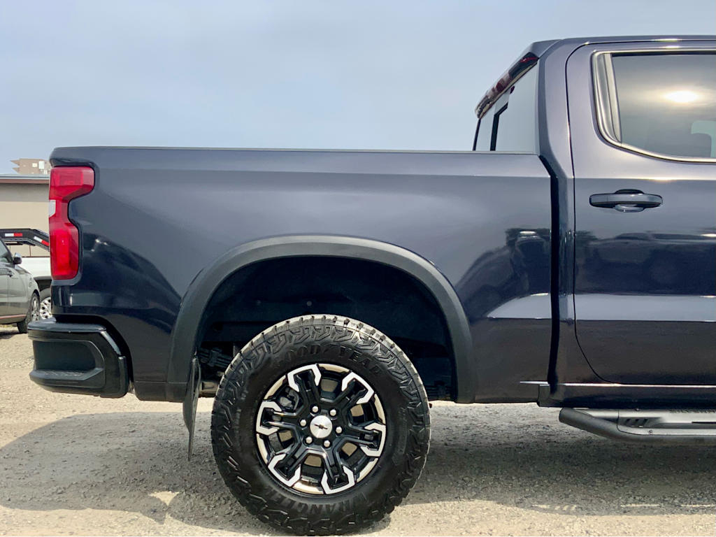 Thumbnail: 2024 Chevrolet Silverado 1500 - 24