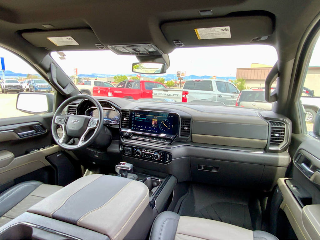 Thumbnail: 2024 Chevrolet Silverado 1500 - 14