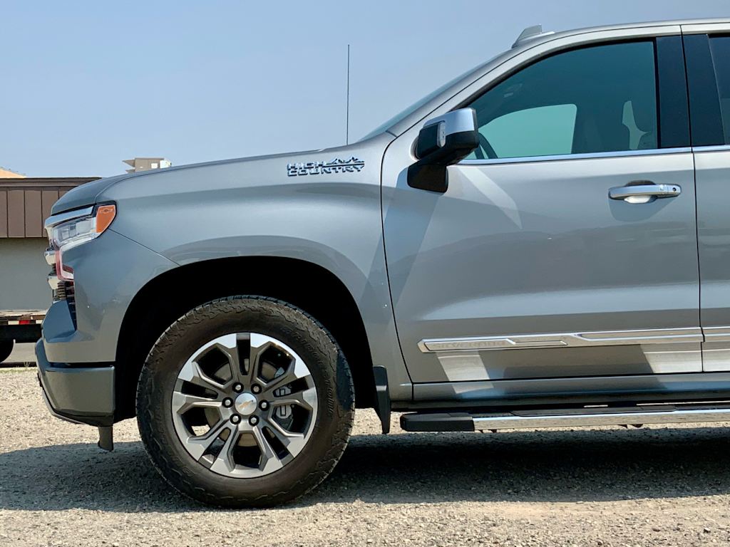 Thumbnail: 2023 Chevrolet Silverado 1500 - 8