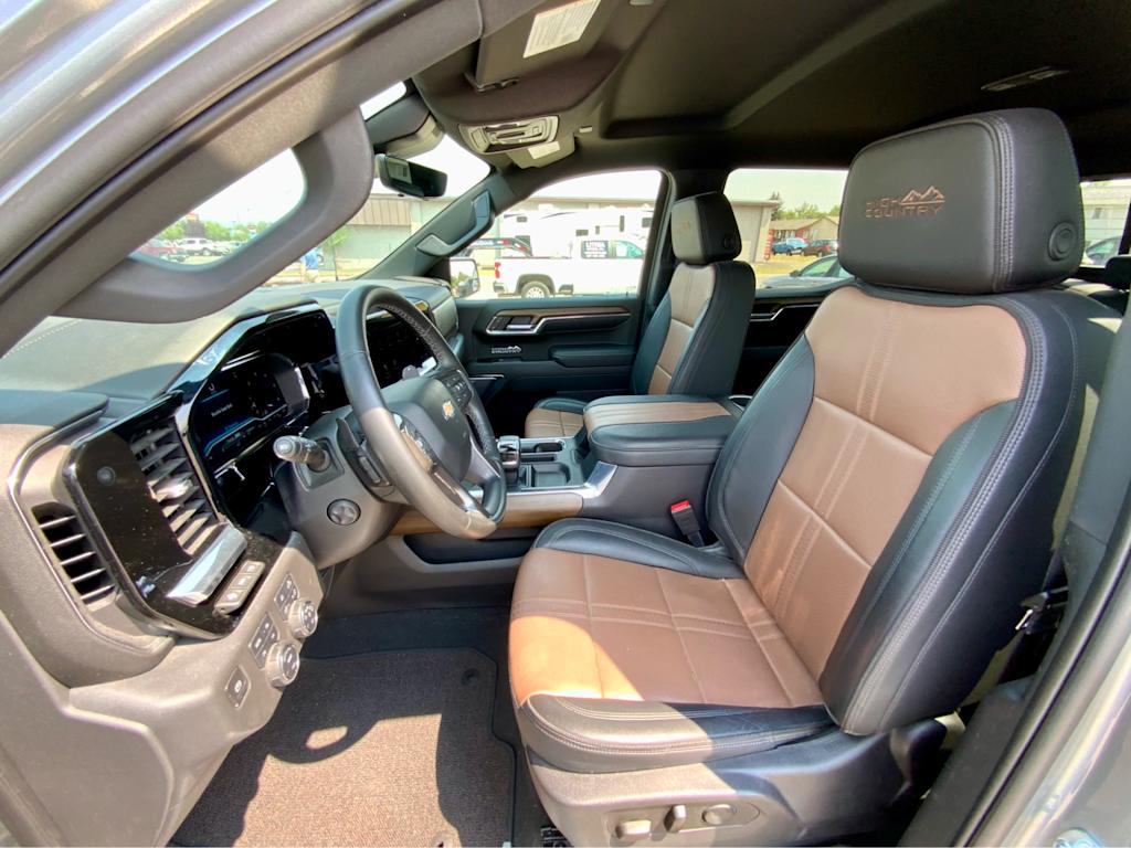 Thumbnail: 2023 Chevrolet Silverado 1500 - 10