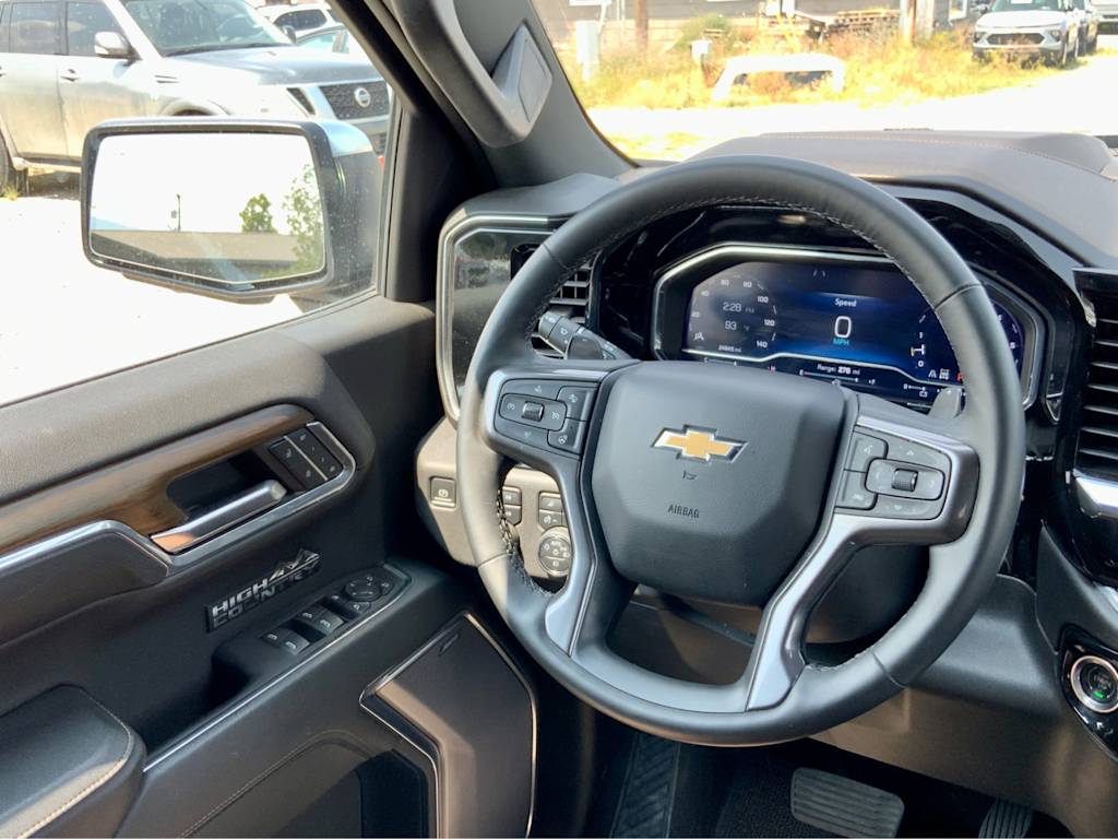 Thumbnail: 2023 Chevrolet Silverado 1500 - 13