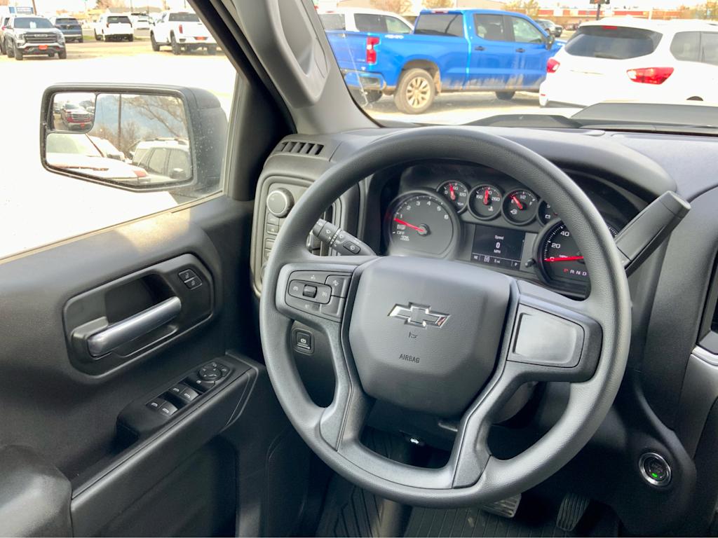 Thumbnail: 2026 Chevrolet Silverado 1500 - 41