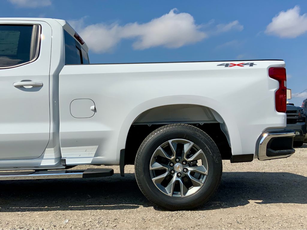 Thumbnail: 2026 Chevrolet Silverado 1500 - 8