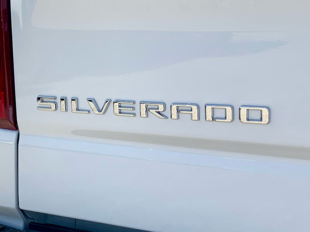 Thumbnail: 2026 Chevrolet Silverado 1500 - 32