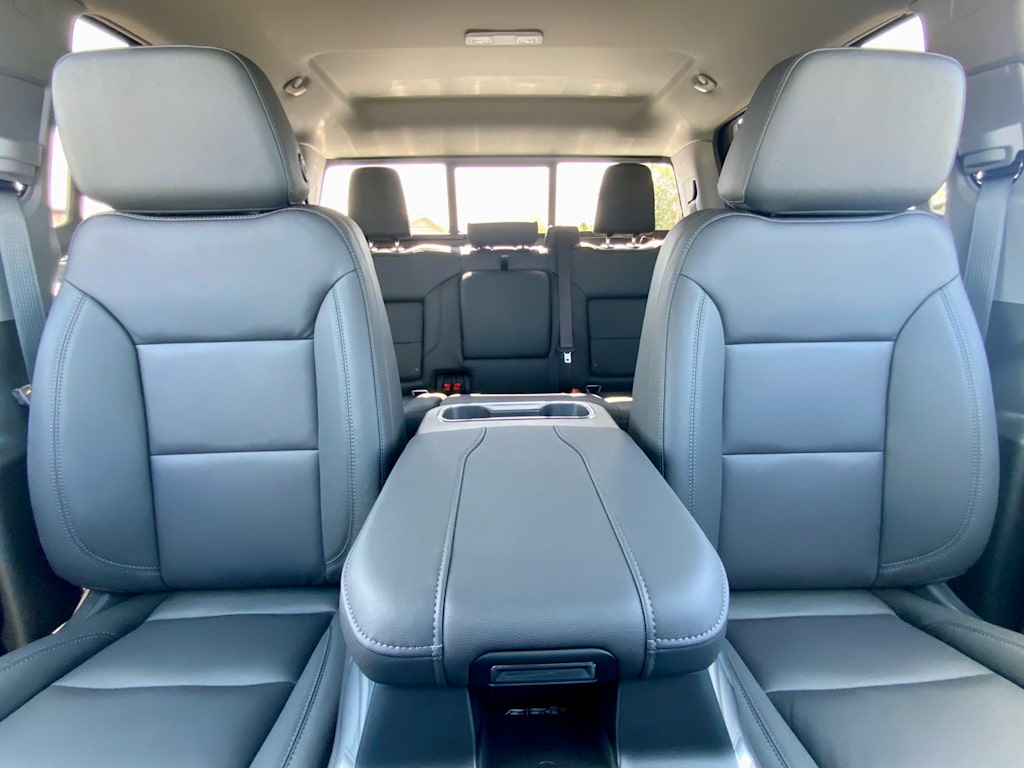 Thumbnail: 2026 Chevrolet Silverado 1500 - 37