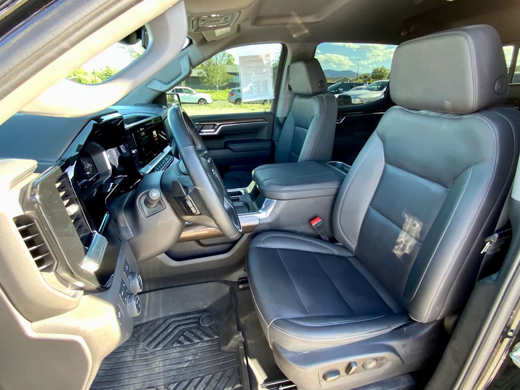 Thumbnail: 2025 Chevrolet Silverado 1500 - 10