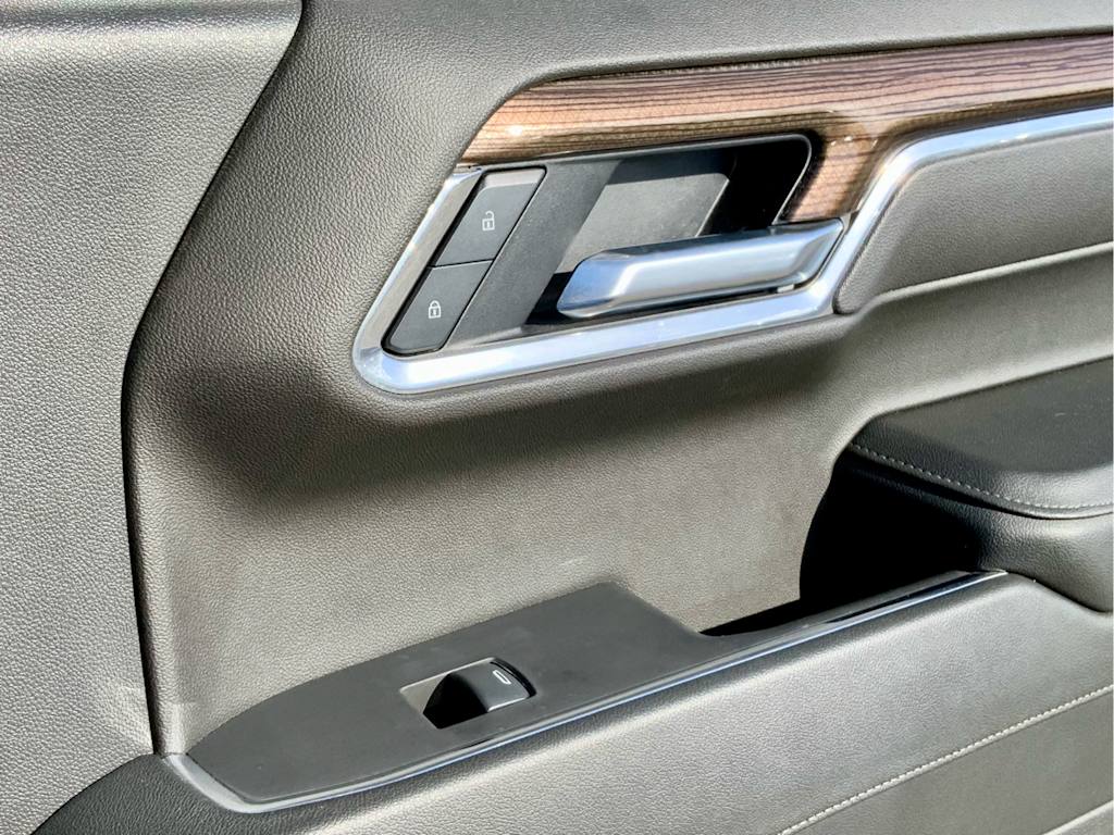 Thumbnail: 2025 Chevrolet Silverado 1500 - 45