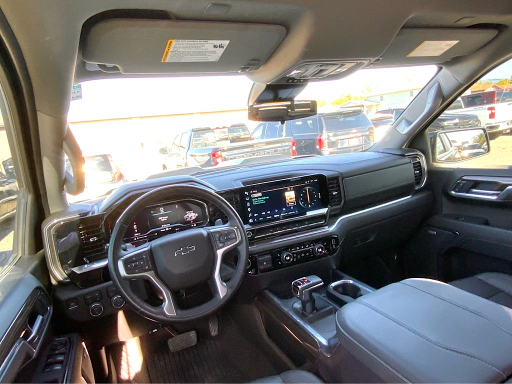 Thumbnail: 2025 Chevrolet Silverado 1500 - 9