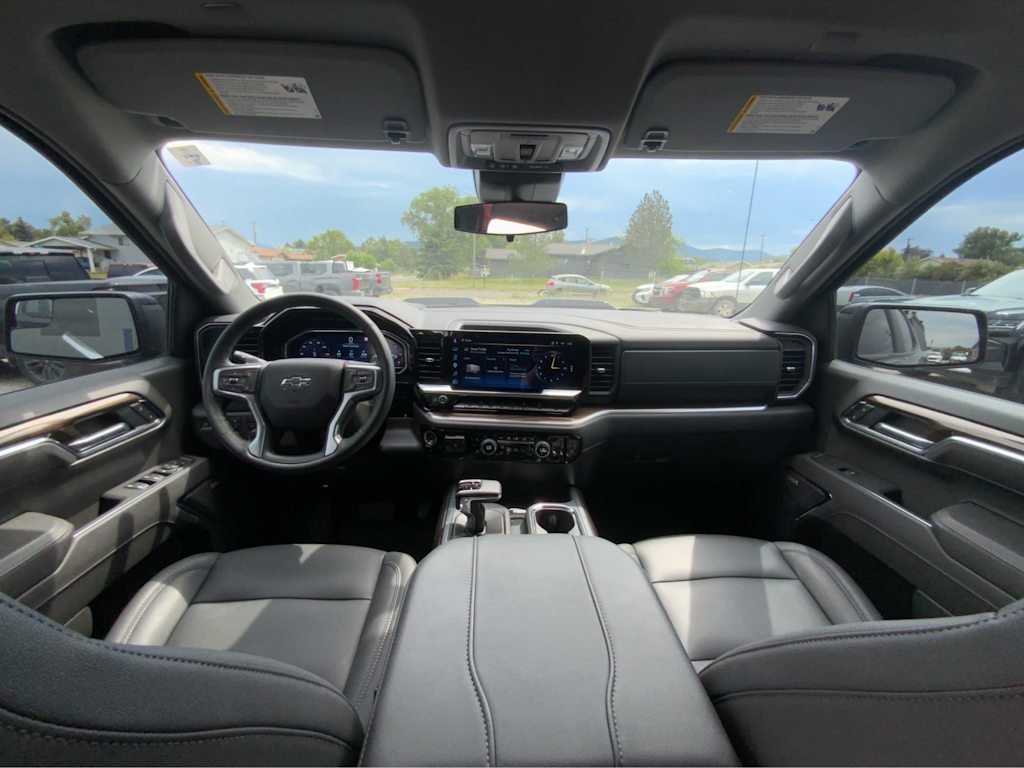 Thumbnail: 2025 Chevrolet Silverado 1500 - 2