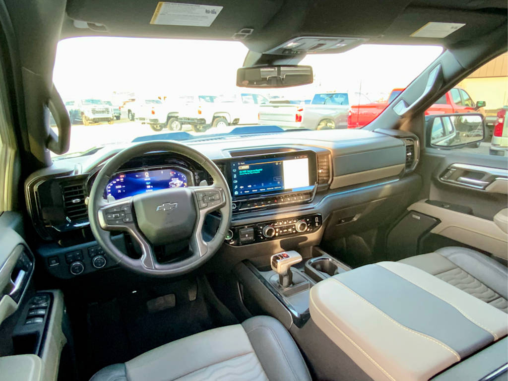 Thumbnail: 2025 Chevrolet Silverado 1500 - 9