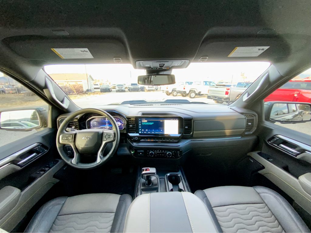 Thumbnail: 2025 Chevrolet Silverado 1500 - 2