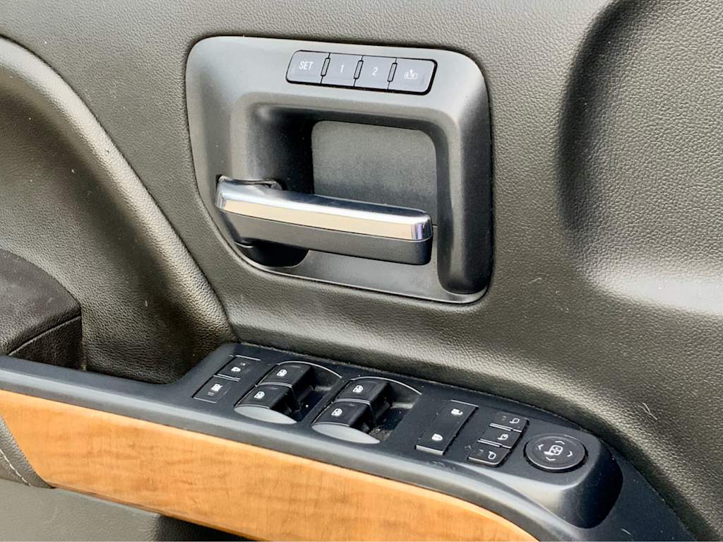 Thumbnail: 2017 Chevrolet Silverado 1500 - 40