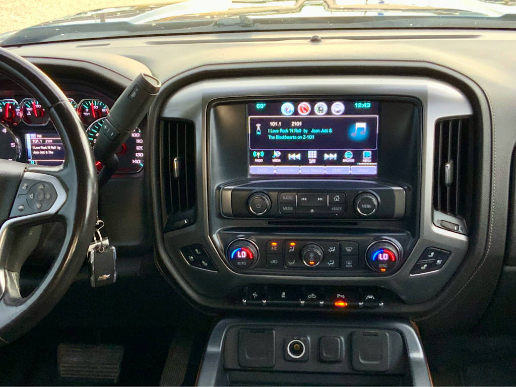 Thumbnail: 2017 Chevrolet Silverado 1500 - 15