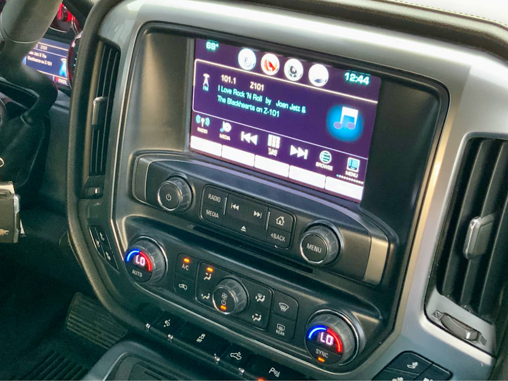 Thumbnail: 2017 Chevrolet Silverado 1500 - 37