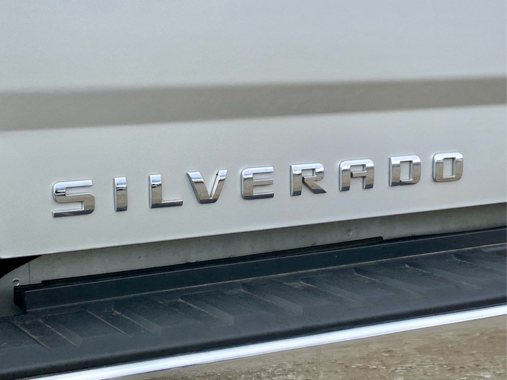 Thumbnail: 2018 Chevrolet Silverado 1500 - 32
