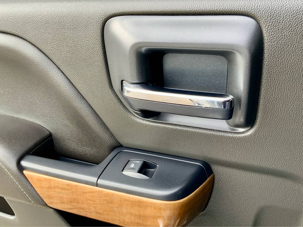 Thumbnail: 2018 Chevrolet Silverado 1500 - 52